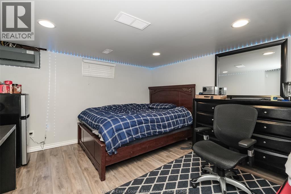 1158 DOT AVENUE - 7