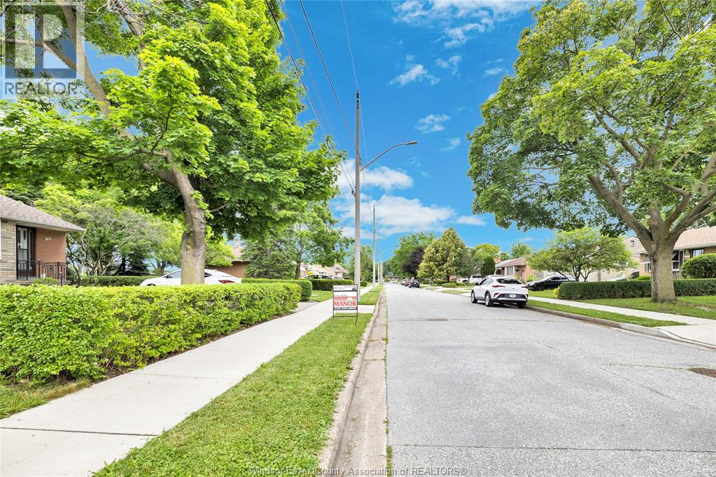 1158 DOT AVENUE - 9
