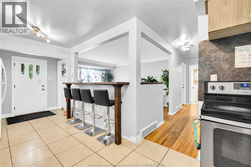 1158 DOT AVENUE - 2