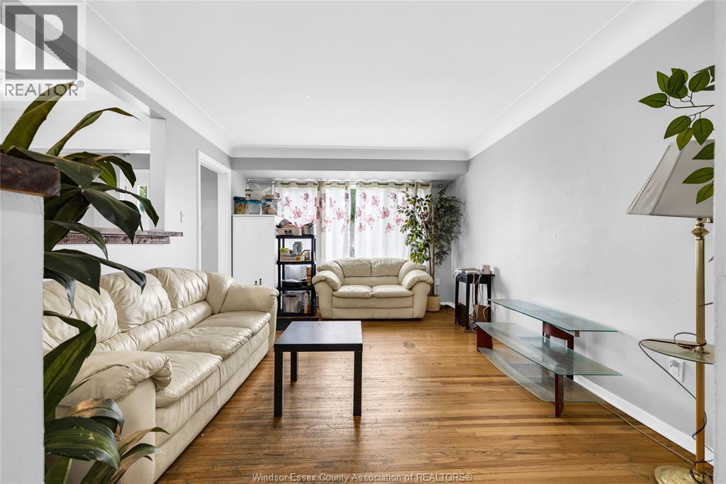 1158 DOT AVENUE - 4