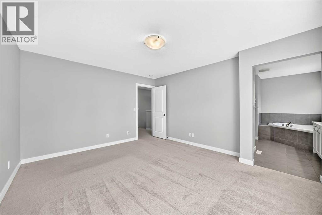 110 Crestbrook Way SW — photo 27