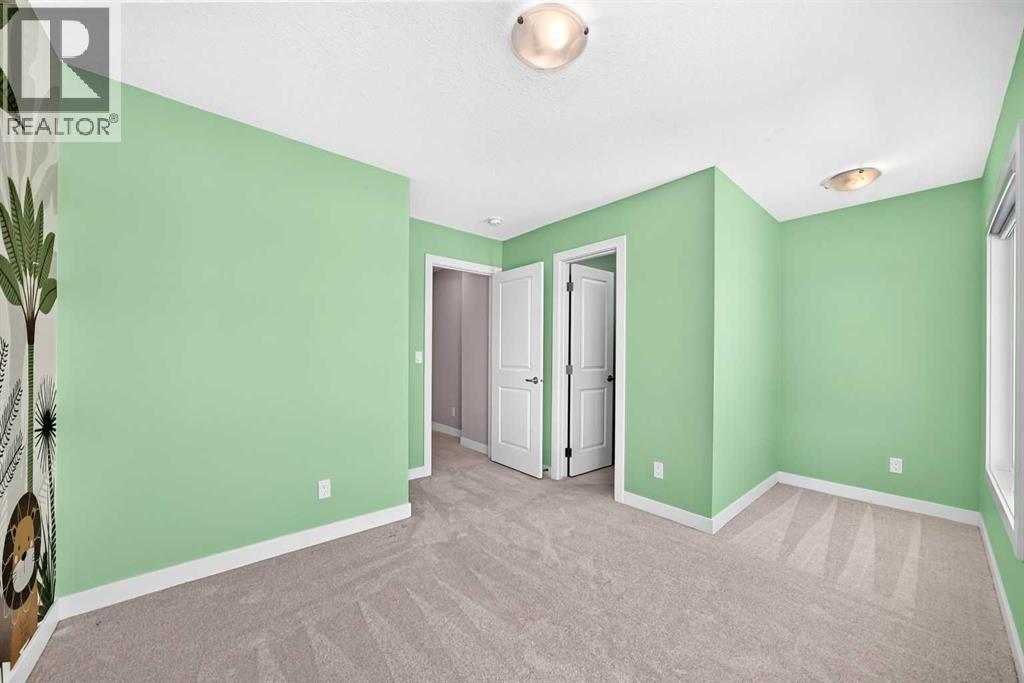 110 Crestbrook Way SW — photo 34