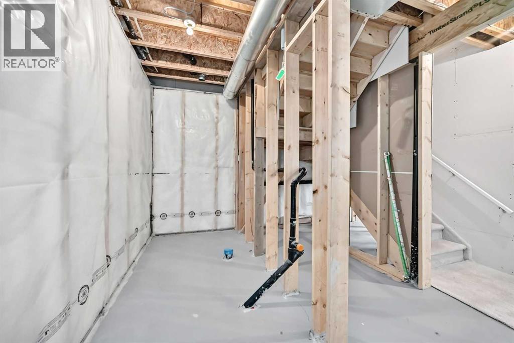110 Crestbrook Way SW — photo 45