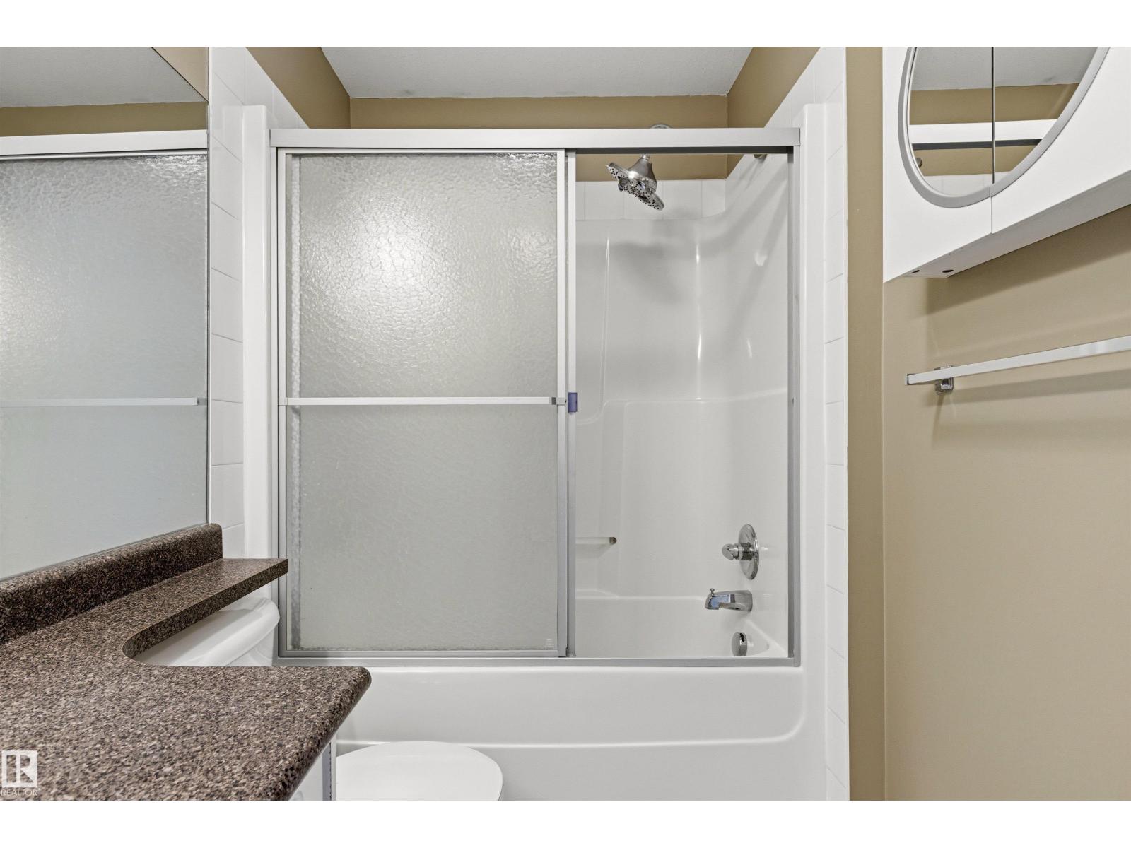 #19 2505 42 ST NW - 39