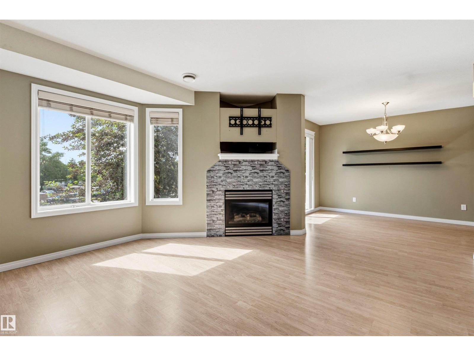 #19 2505 42 ST NW - 7