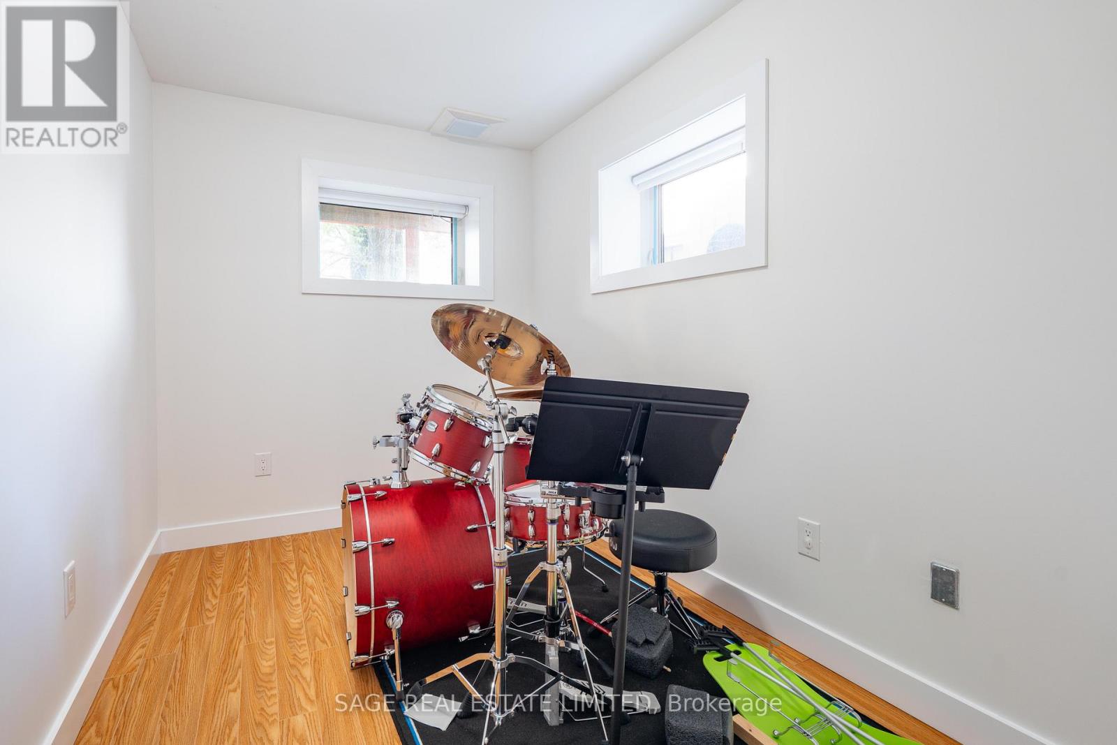 5A ADAIR ROAD - 27
