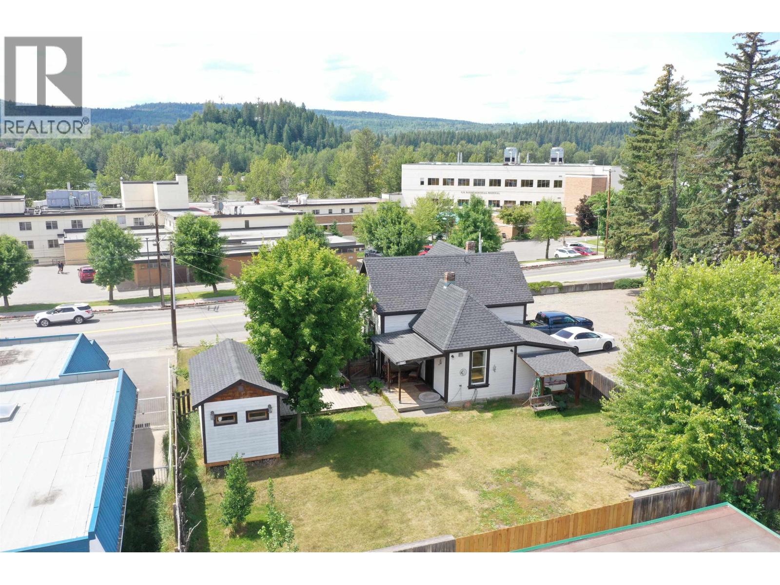 558 FRONT STREET - Image 32