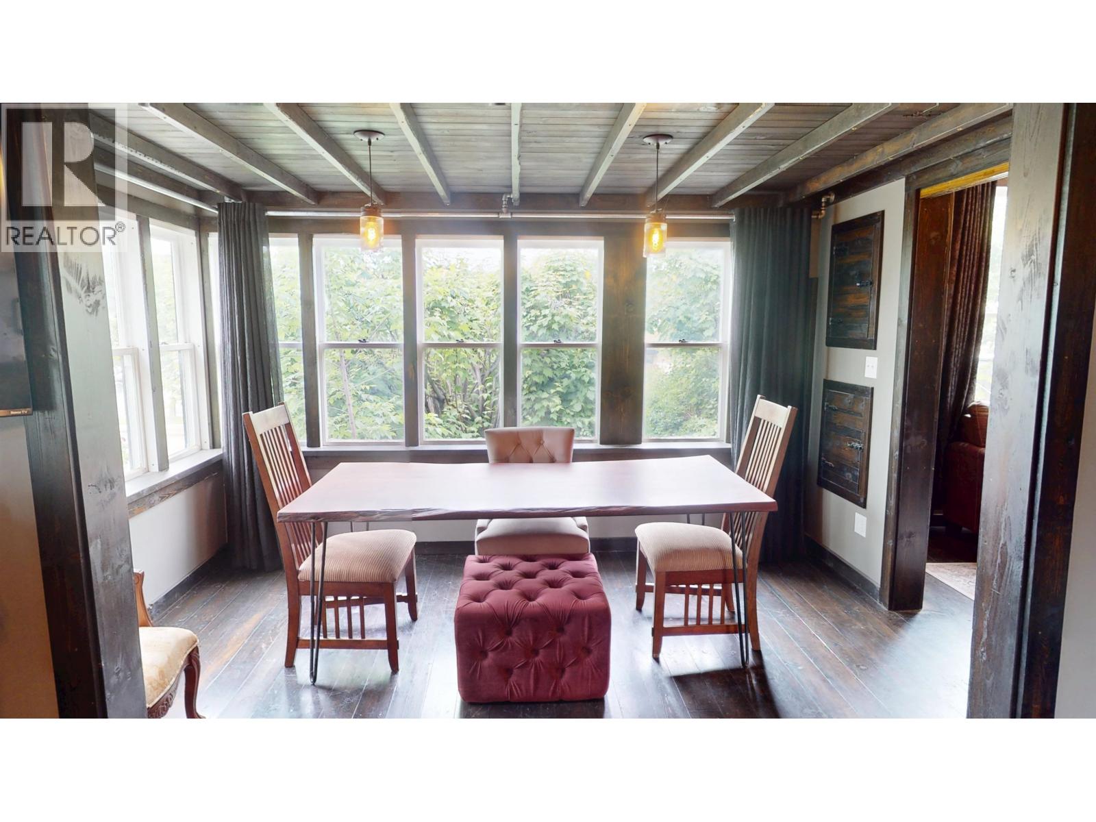 558 FRONT STREET - Image 10