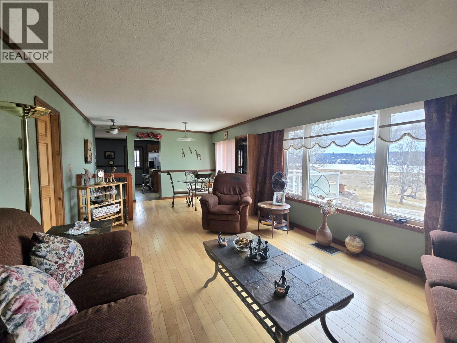 6072 LAKESHORE DRIVE - 19