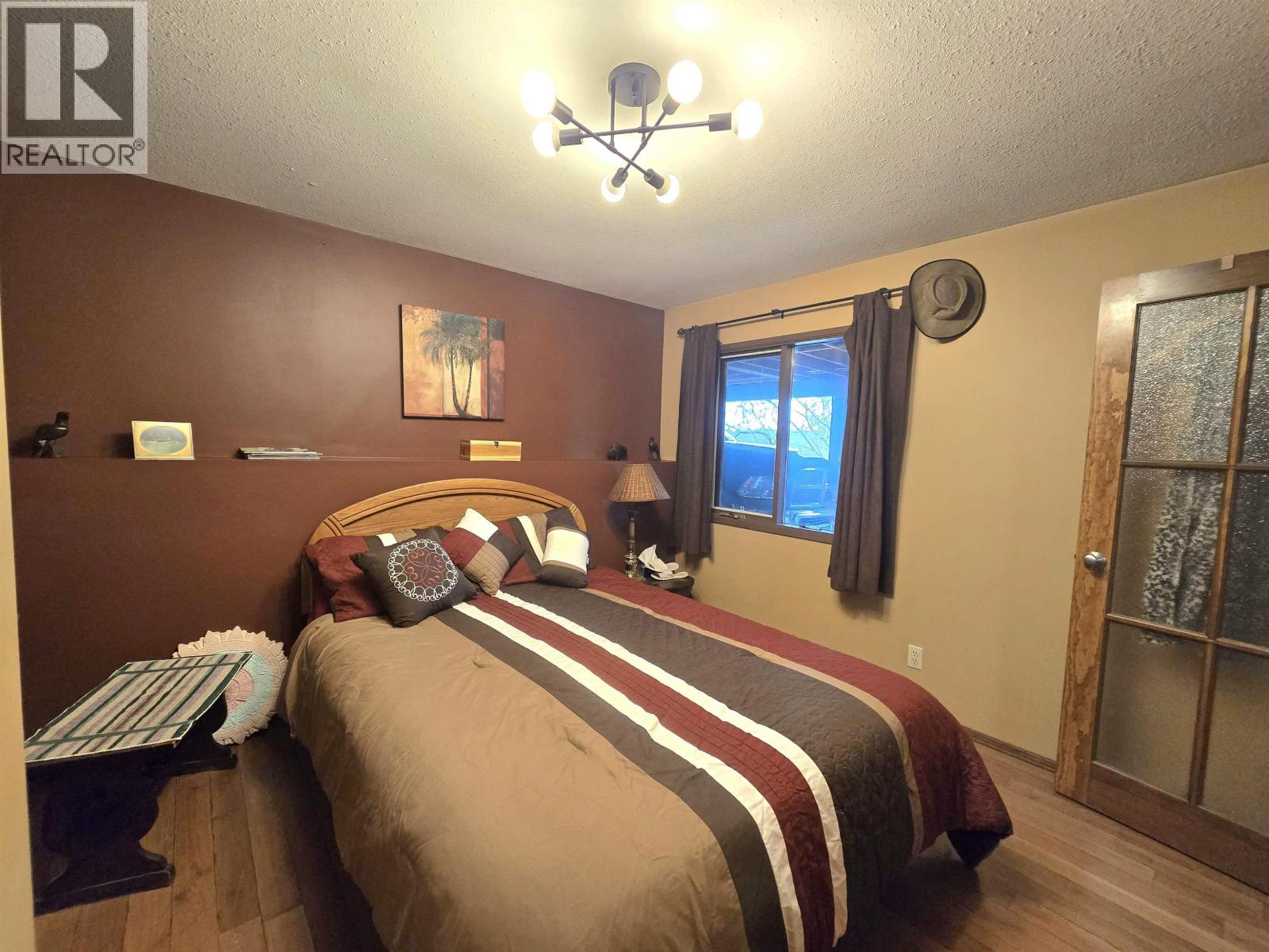 6072 LAKESHORE DRIVE, Horse Lake