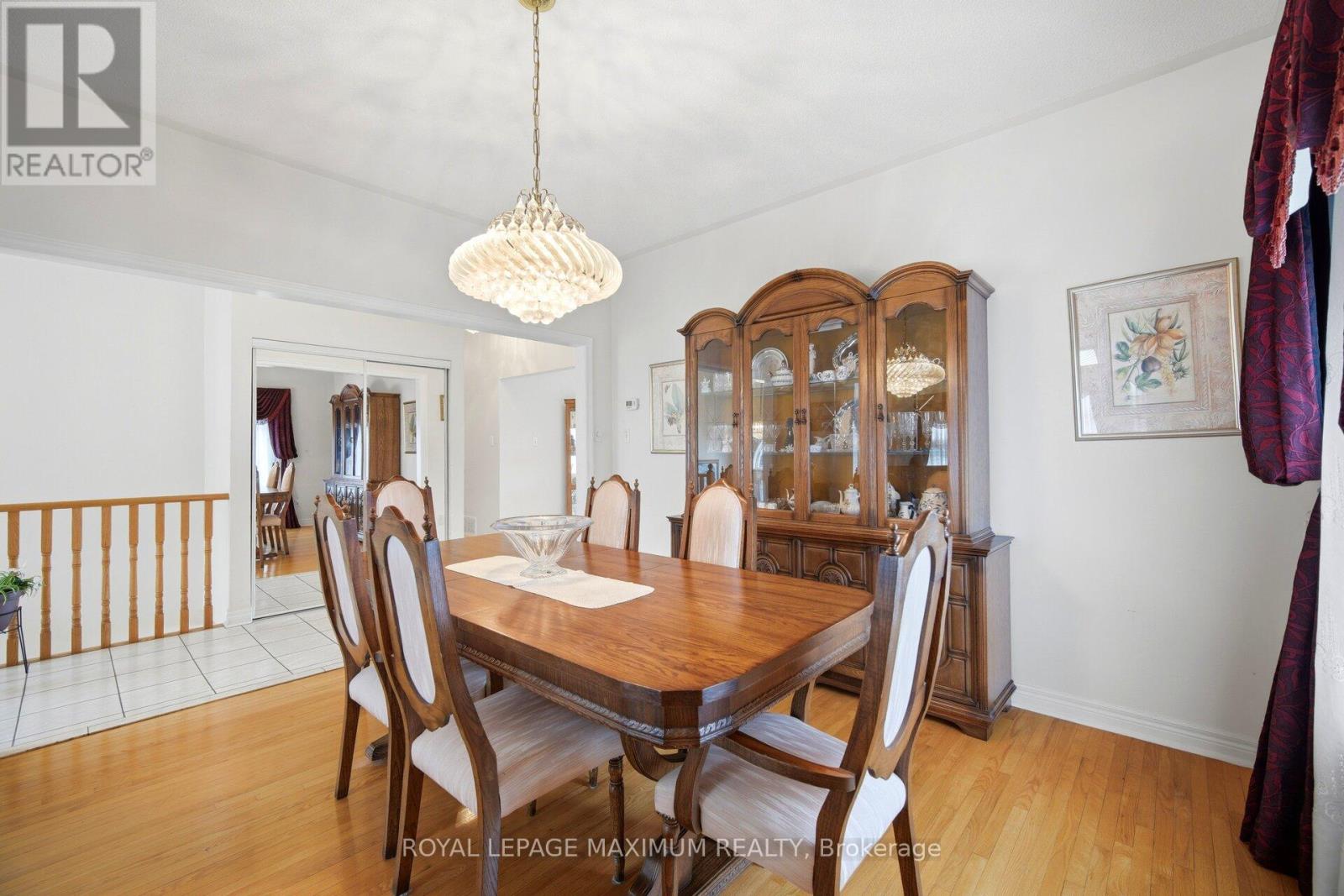 34 KIRKWOOD CRESCENT - 11