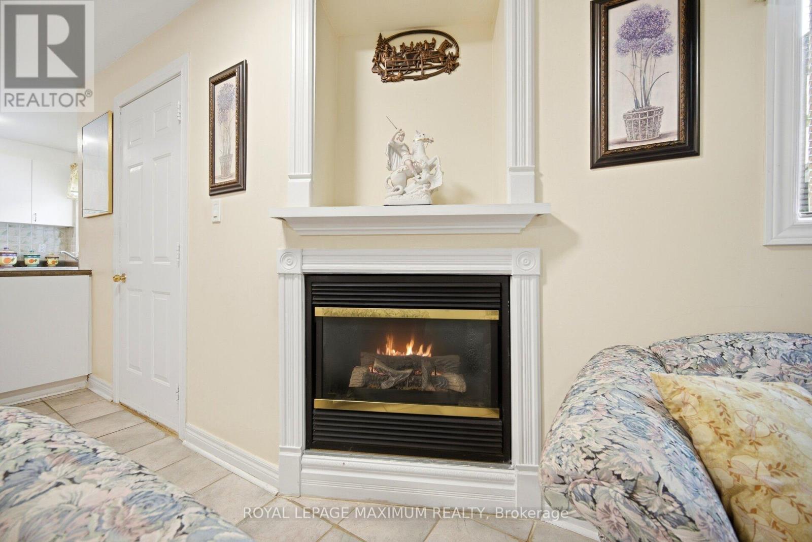 34 KIRKWOOD CRESCENT - 29