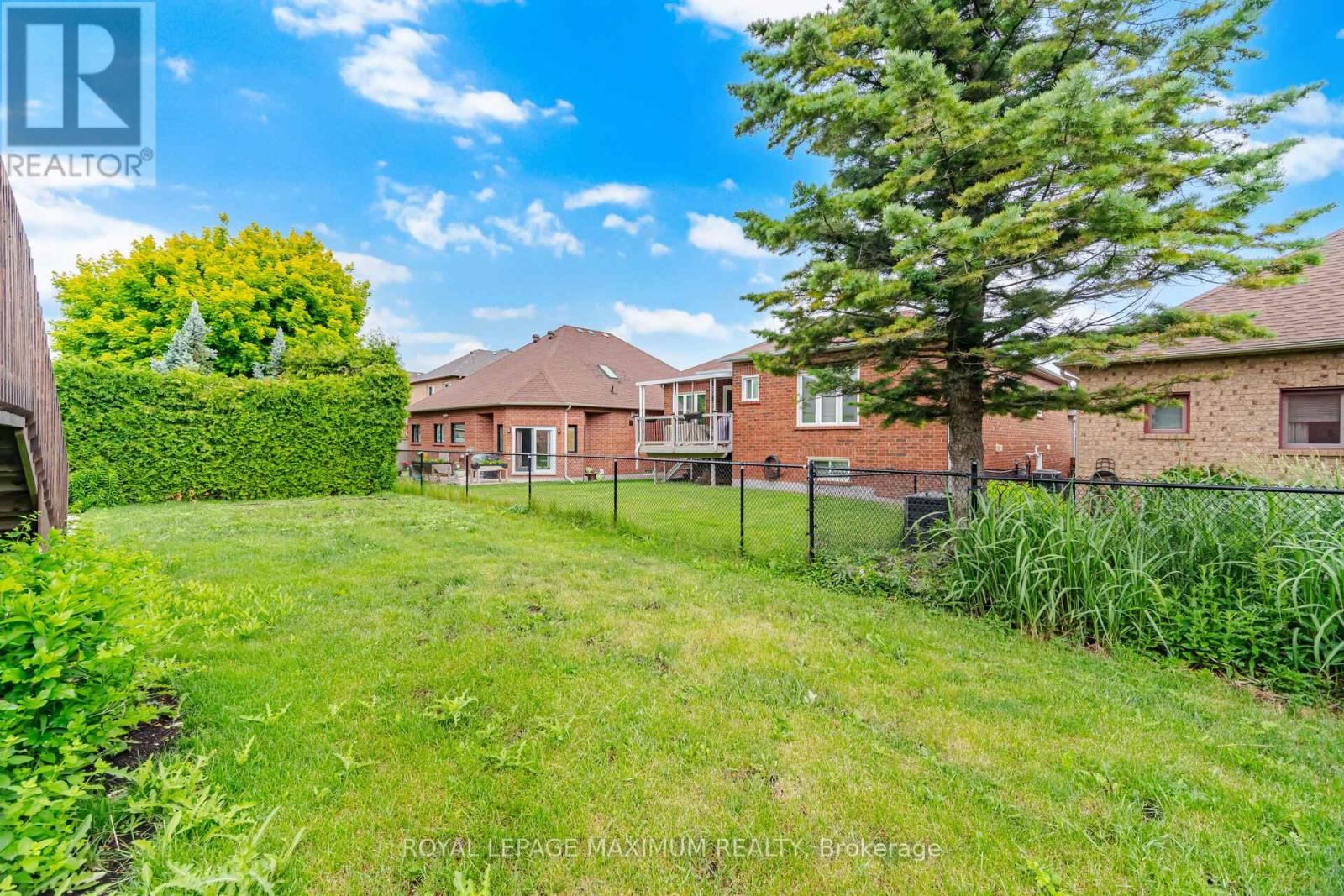 34 KIRKWOOD CRESCENT - 47