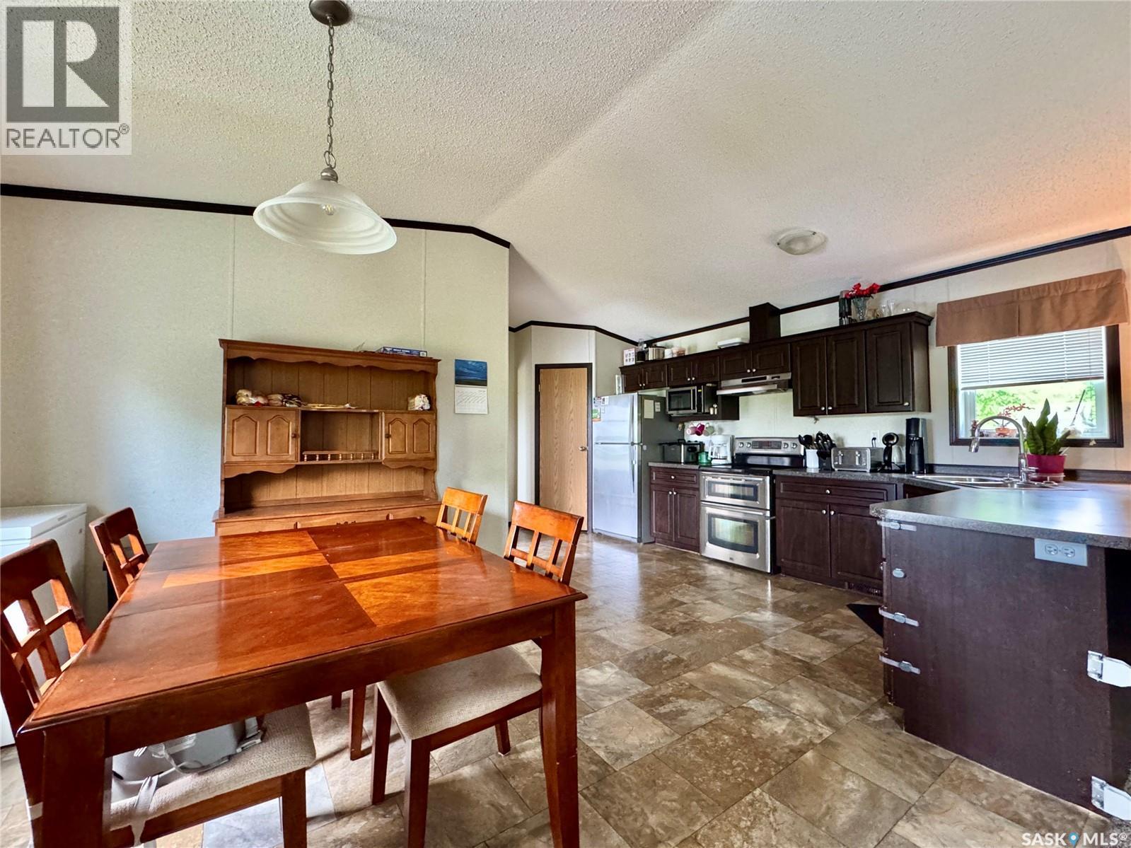 511 Arundel AVENUE S — photo 12