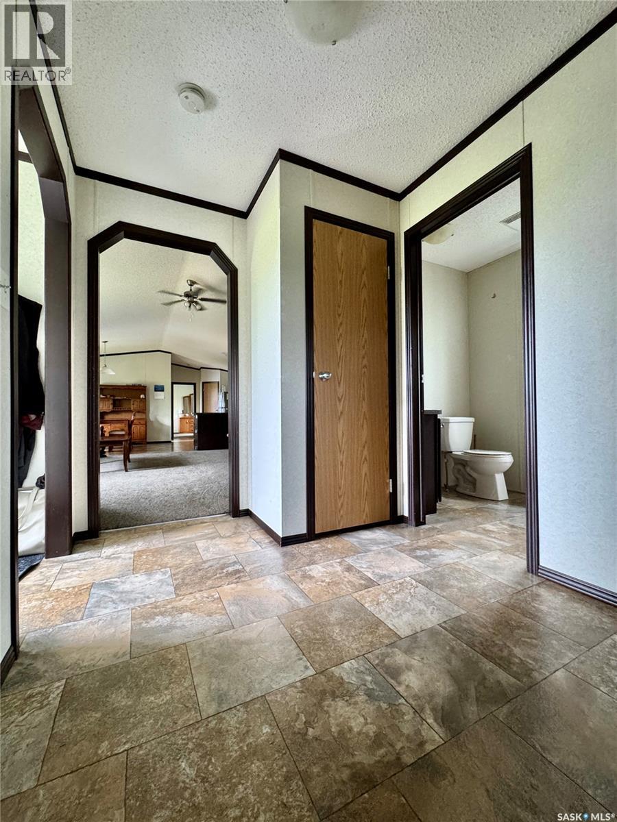 511 Arundel AVENUE S — photo 18