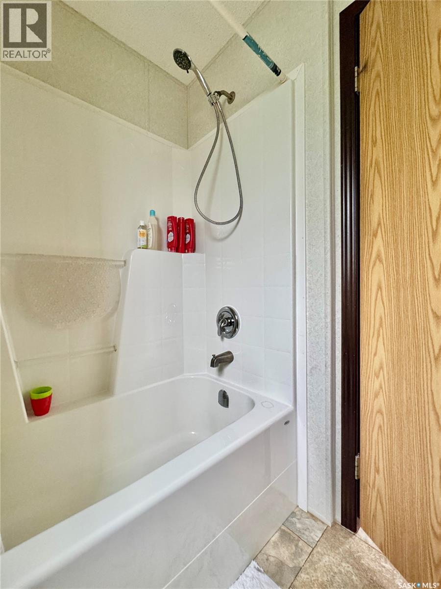 511 Arundel AVENUE S — photo 22