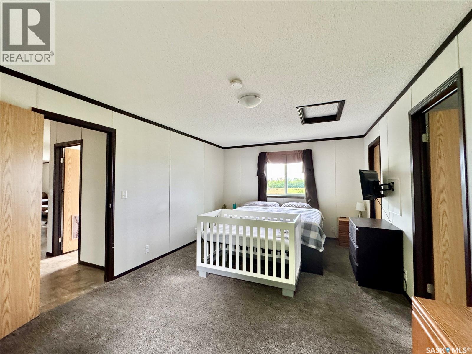 511 Arundel AVENUE S — photo 28