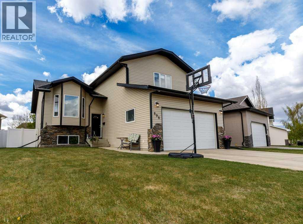 898 Ramage Crescent, Red Deer