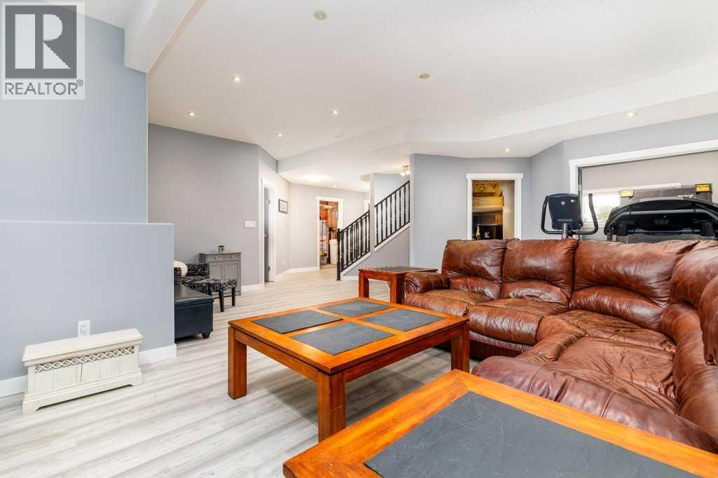 898 Ramage Crescent, Red Deer