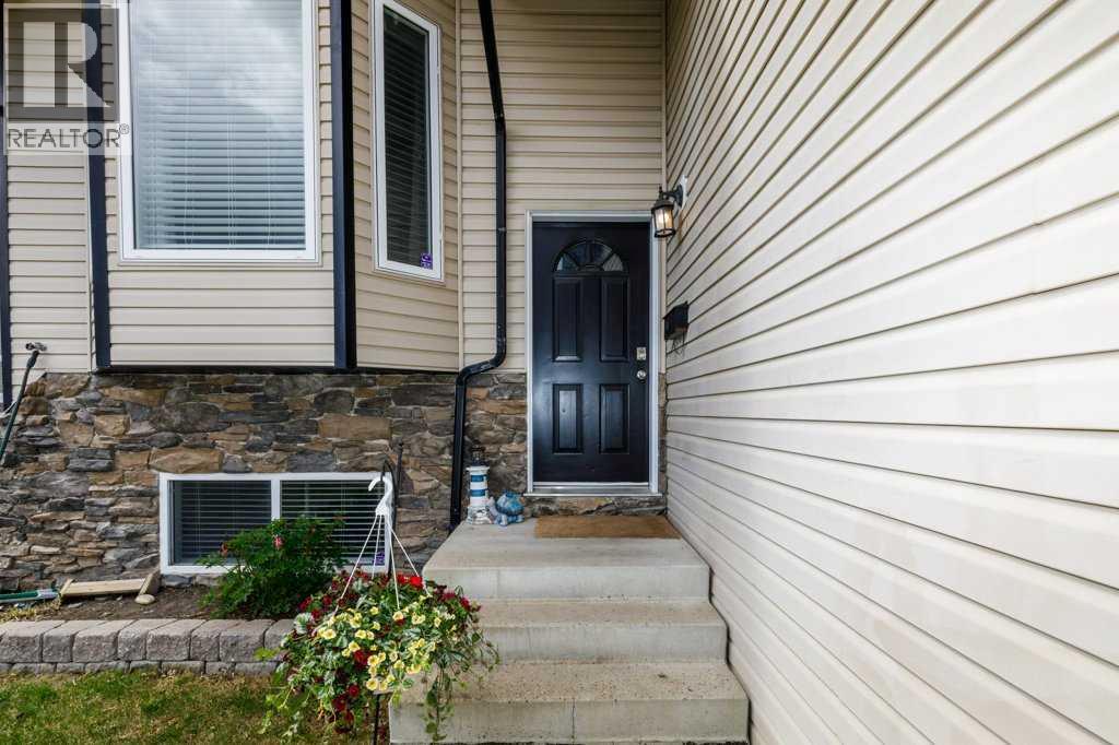 898 Ramage Crescent, Red Deer
