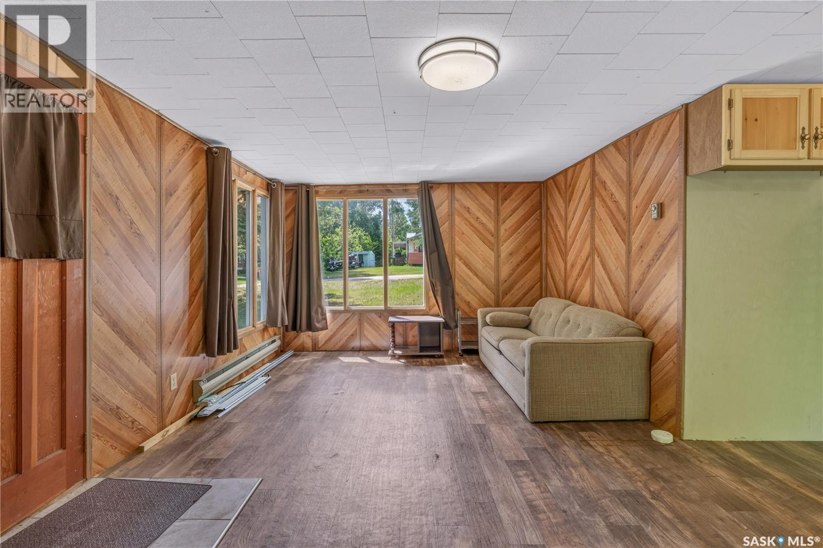 8 Mallard AVENUE - 10