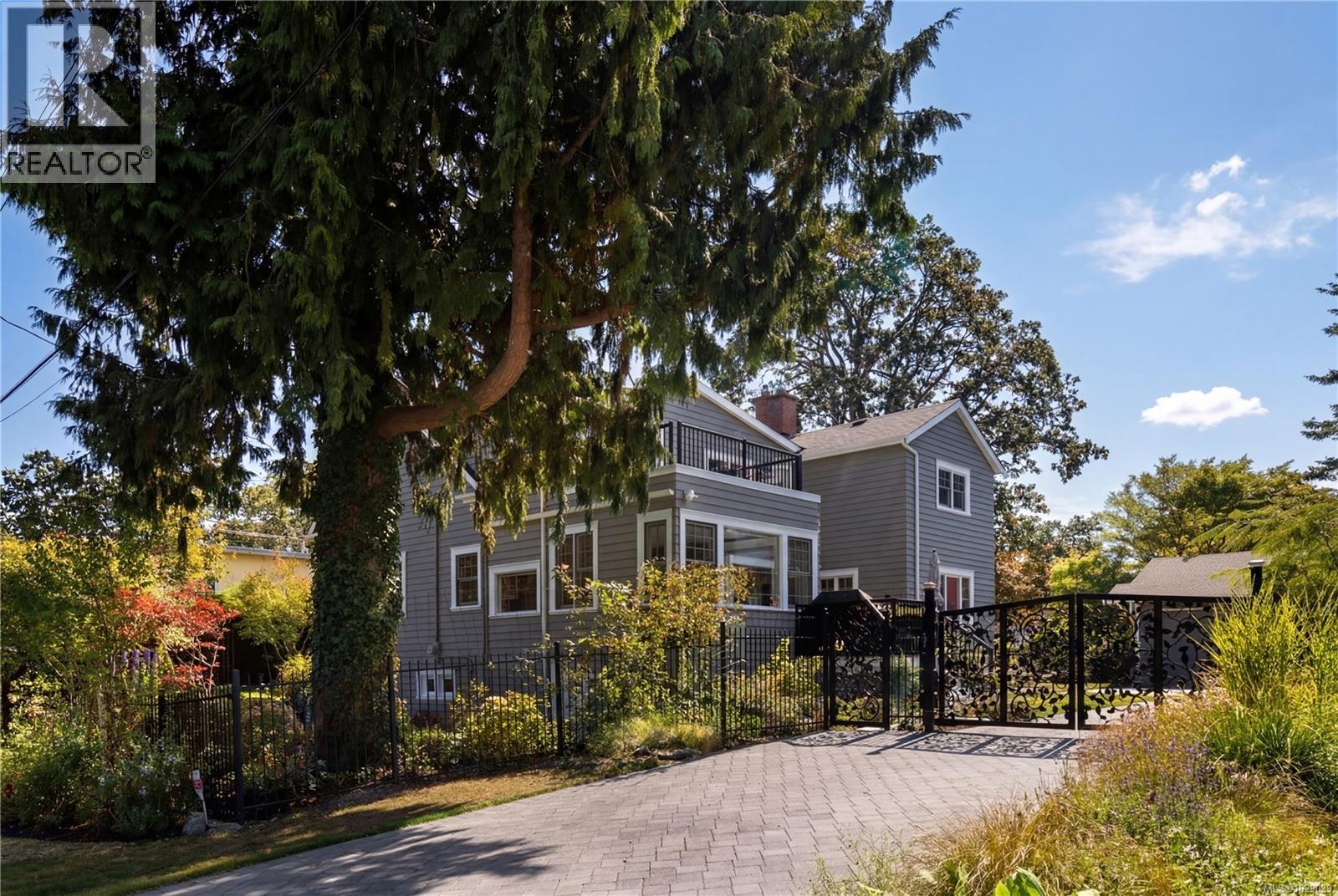 2655 Shady Lane - 3