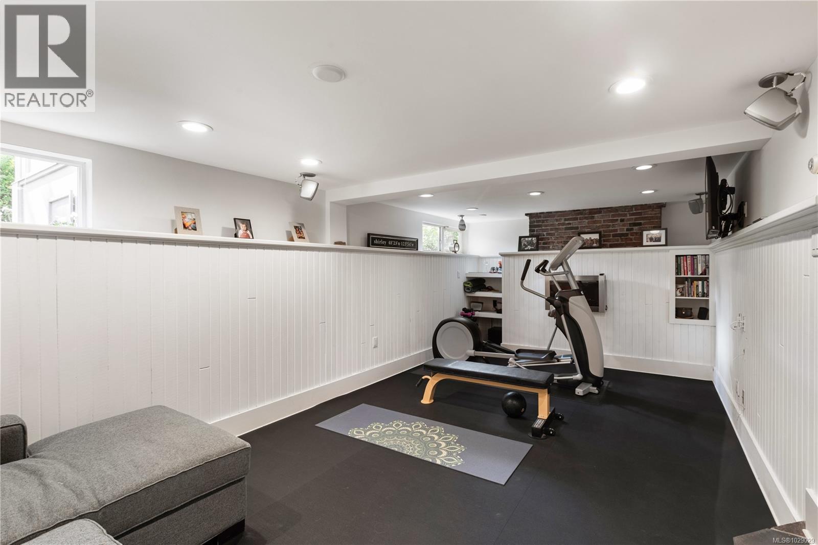 2655 Shady Lane - 50