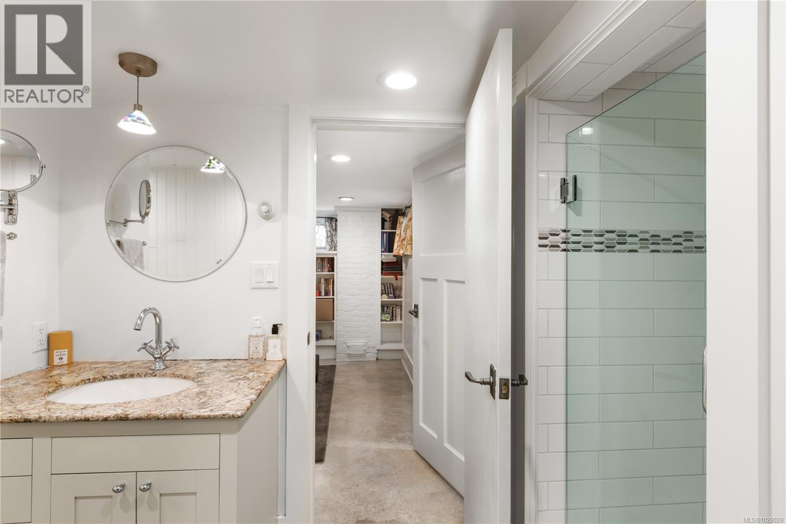 2655 Shady Lane - 48