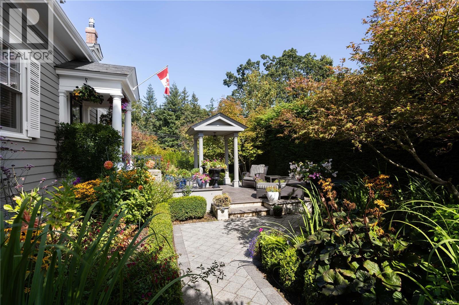2655 Shady Lane - 59