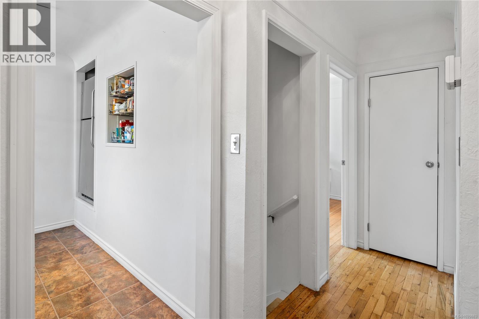 1451 Brooke St - 9