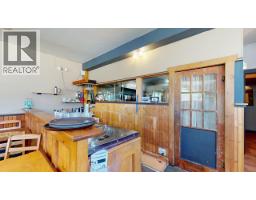 1999 Second Avenue, Rossland, BC V0G1Y0 Photo 15