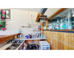 1999 Second Avenue, Rossland, BC V0G1Y0 Photo 17