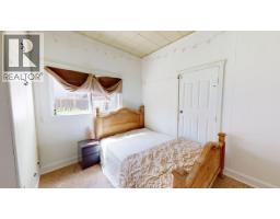 1999 Second Avenue, Rossland, BC V0G1Y0 Photo 32