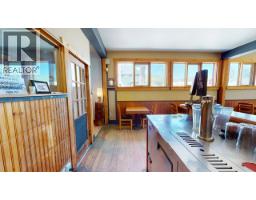 1999 Second Avenue, Rossland, BC V0G1Y0 Photo 18