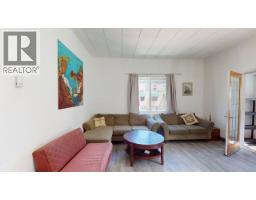 1999 Second Avenue, Rossland, BC V0G1Y0 Photo 26