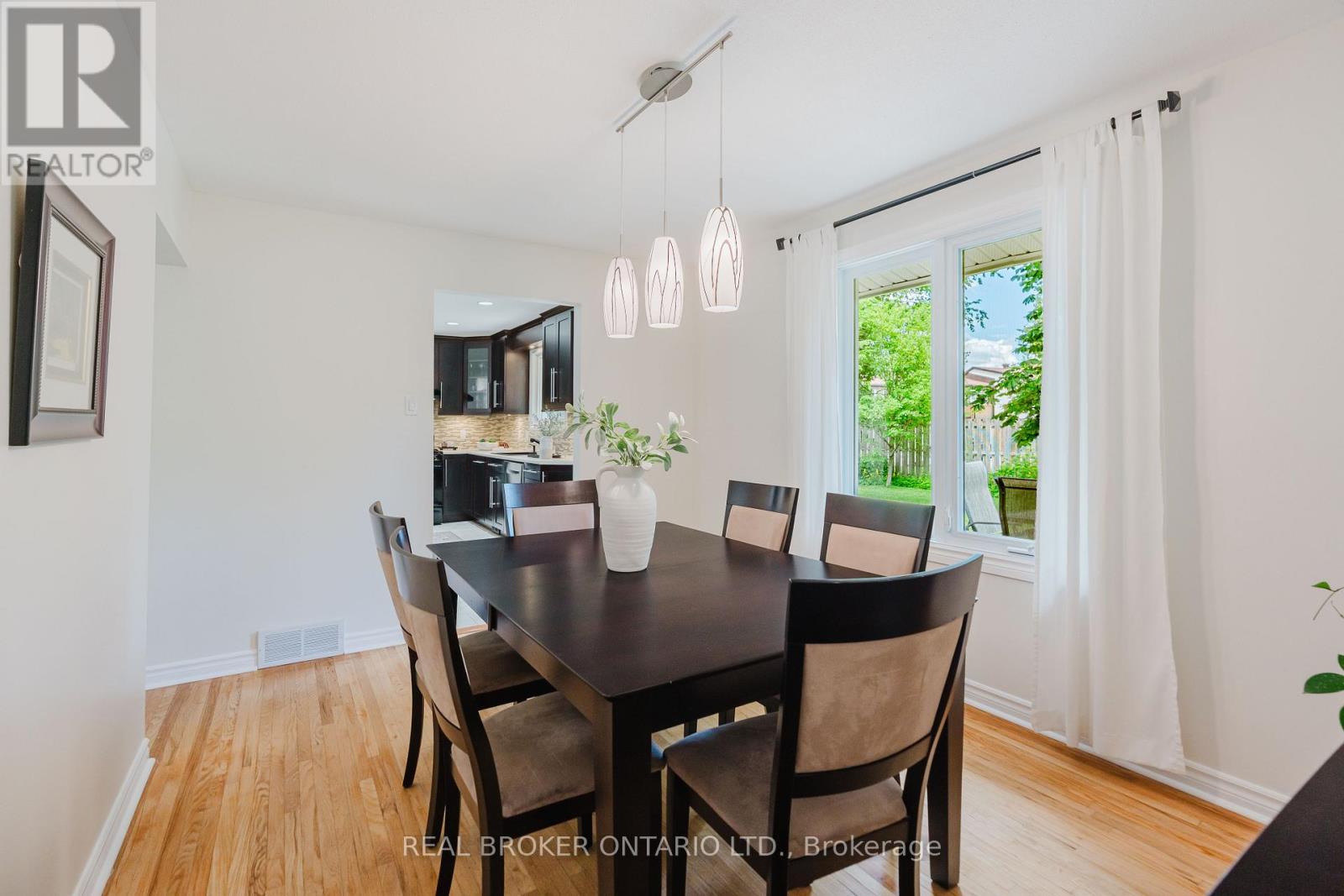 3 Bed, 2 Bath House for Sale in Ottawa – 1976 MARQUIS AVENUE, Ottawa – MLS# X13491340 - Image 8