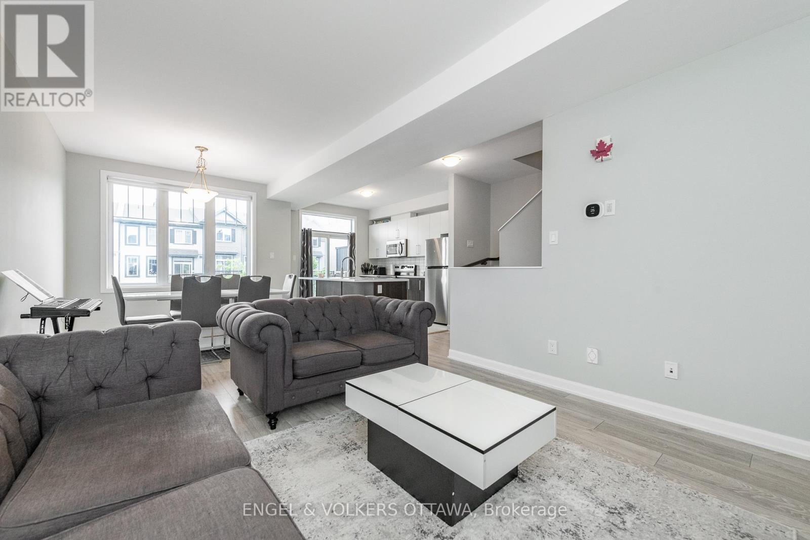 2 Bed, 2 Bath House for Sale in Ottawa – 517 GALMOY WAY, Ottawa – MLS# X13491434 - Image 10