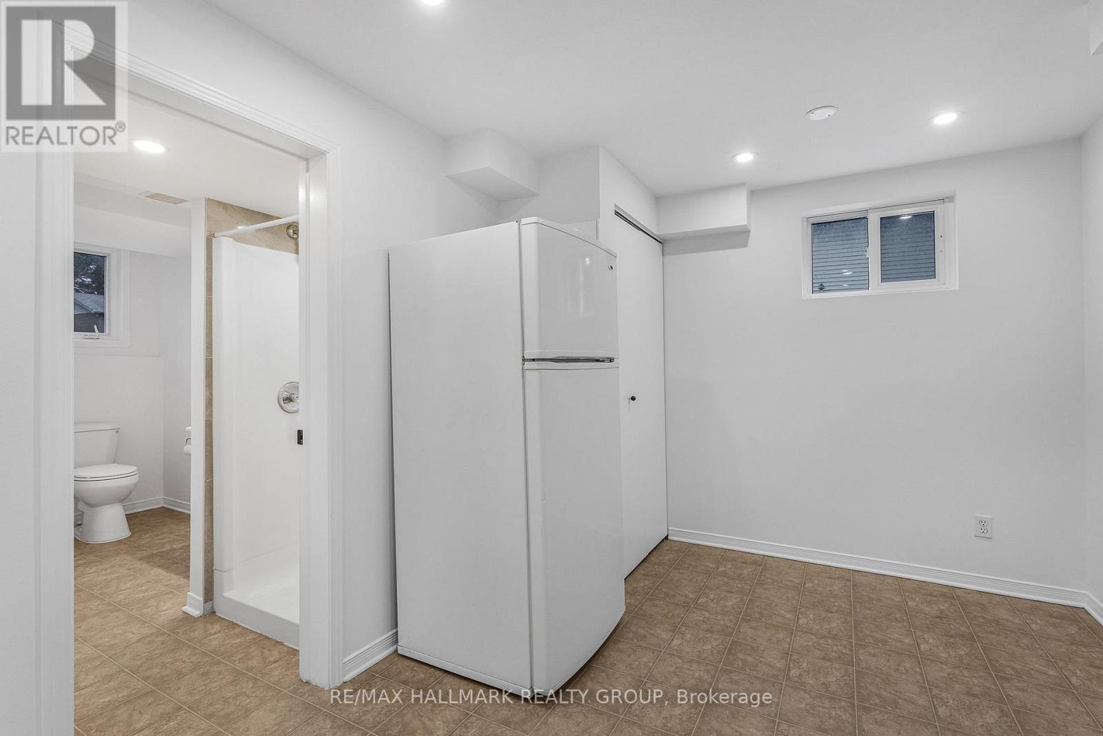 436 YVES STREET - 24