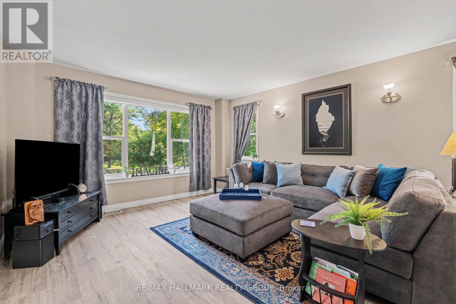 184 CHARMONT WAY - 13