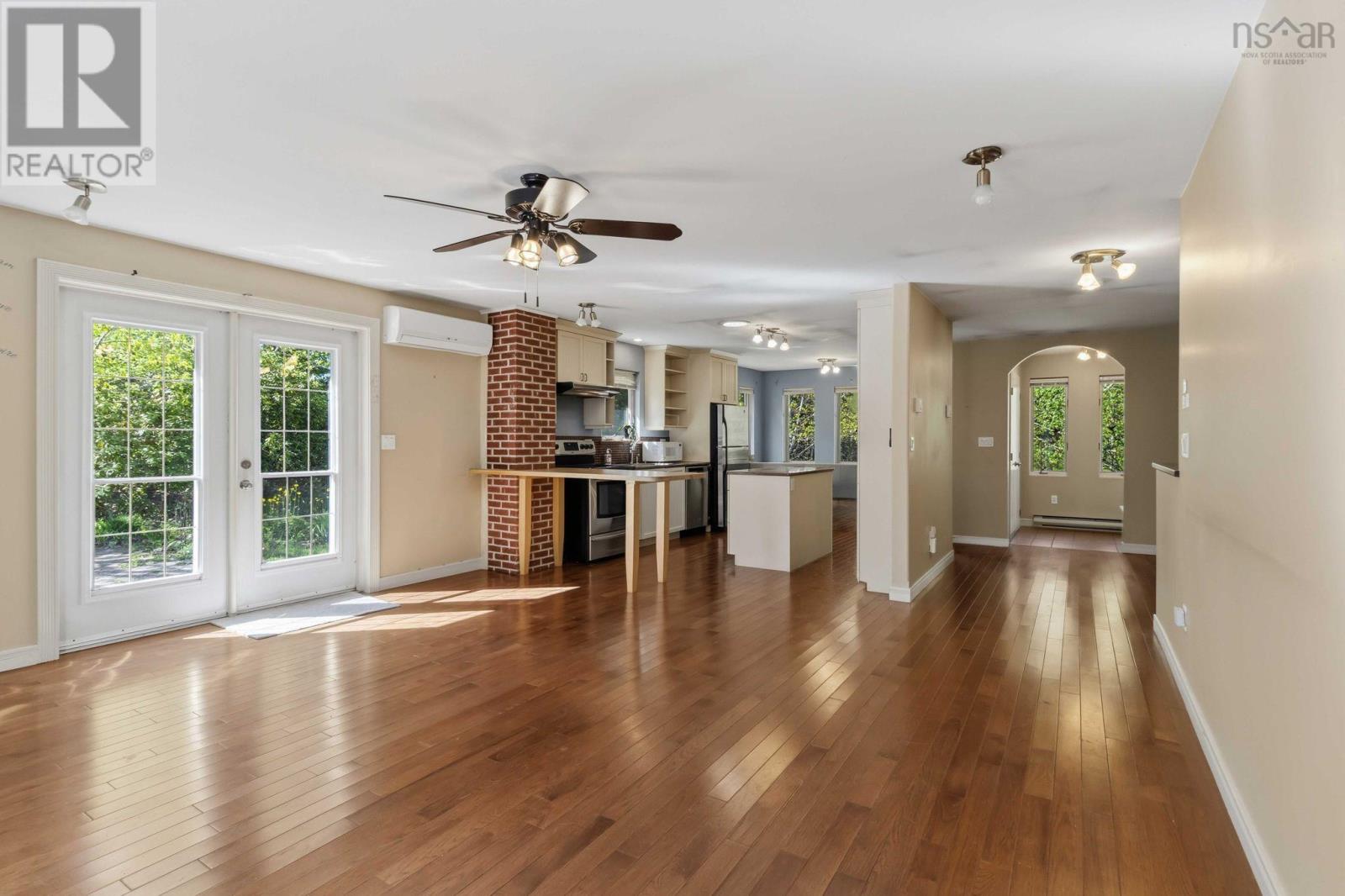 886 Woodstock Road - 5