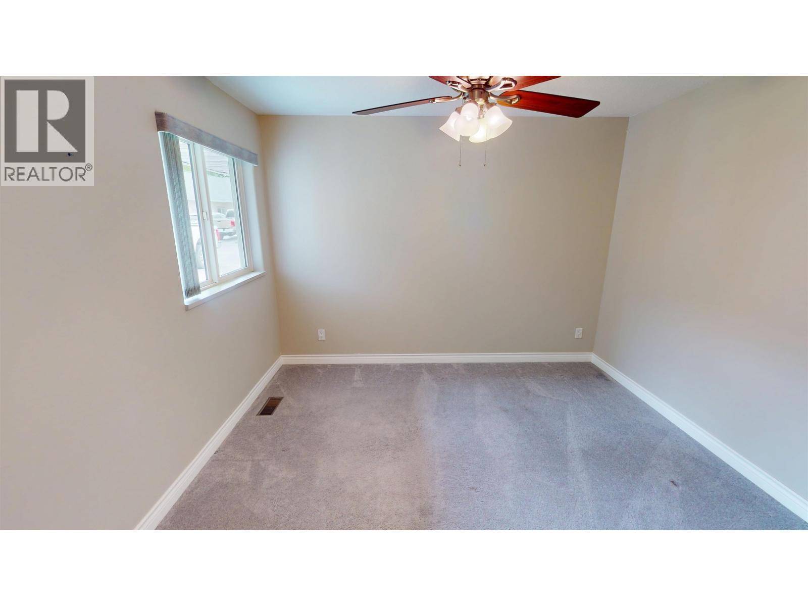 #25 490 LEWIS DRIVE - 16