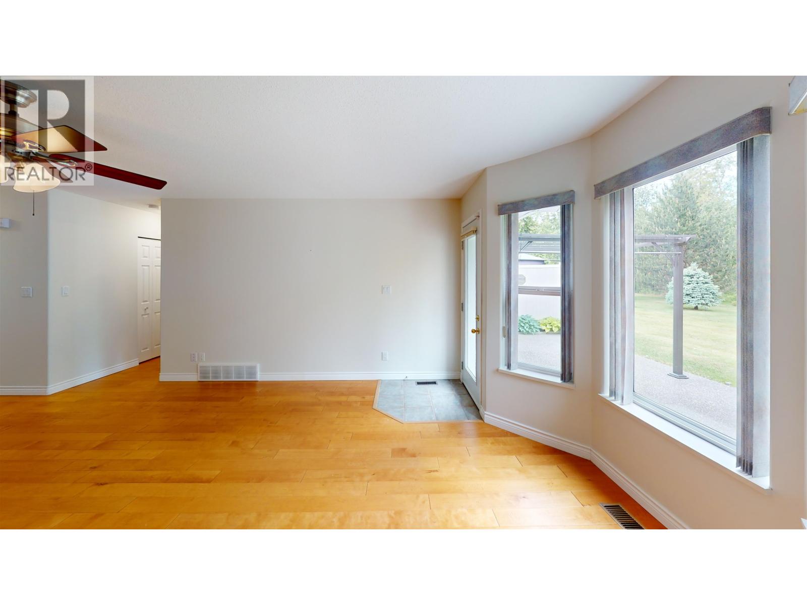 #25 490 LEWIS DRIVE - 5