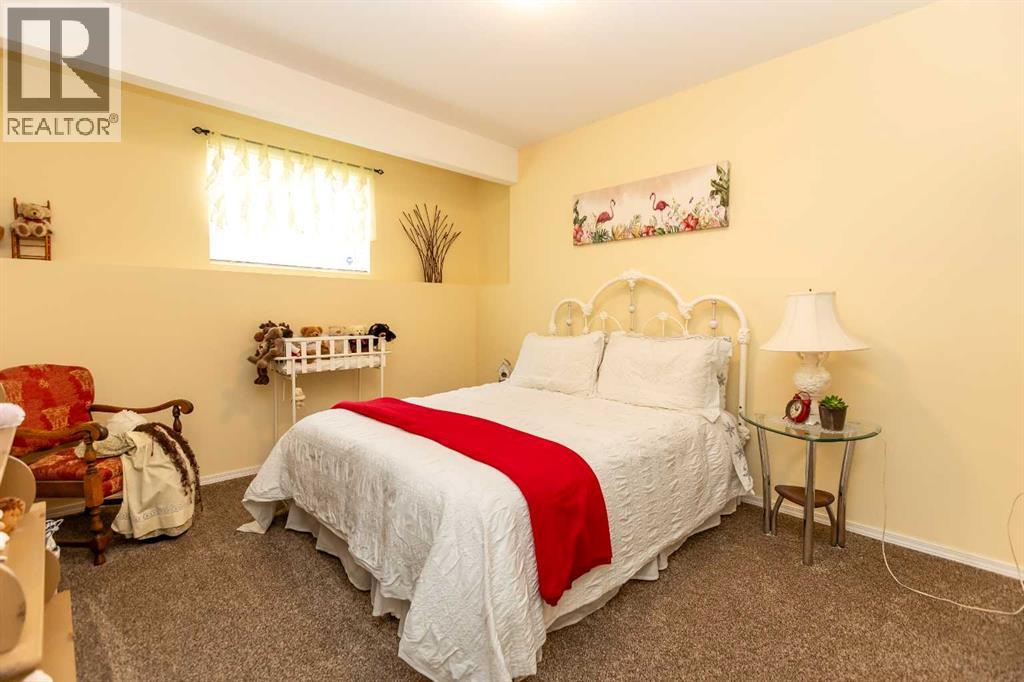 63 Vanier Drive — photo 22
