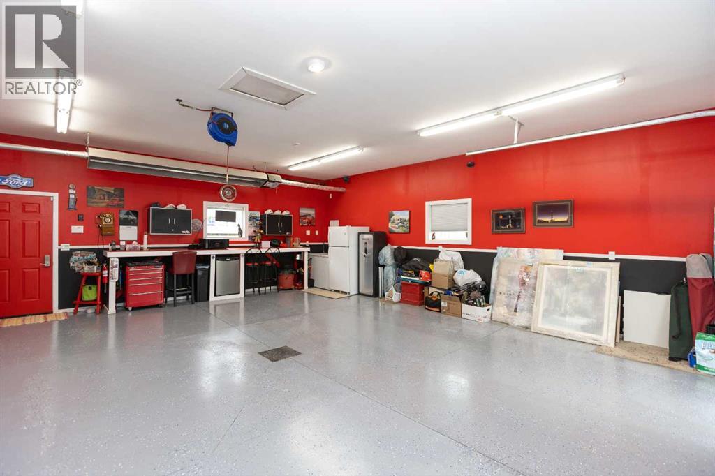 63 Vanier Drive — photo 33