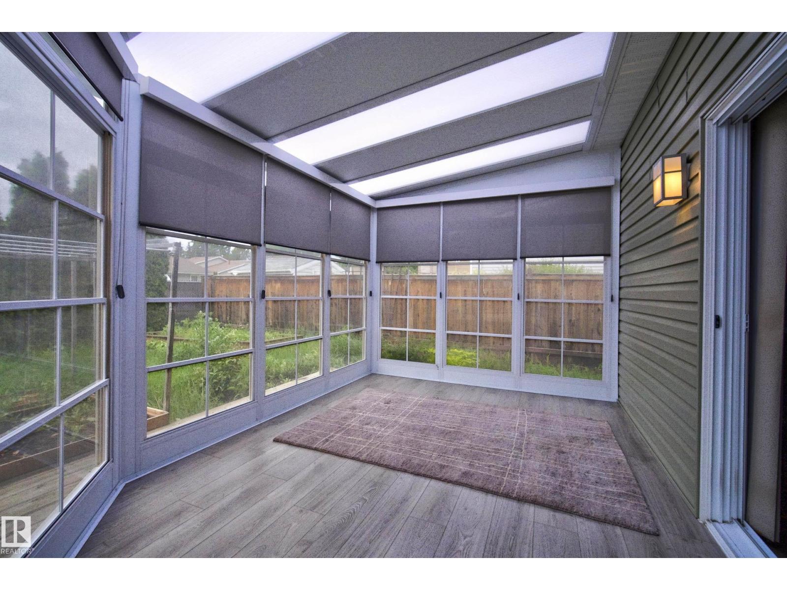 2712 104 ST NW - 23