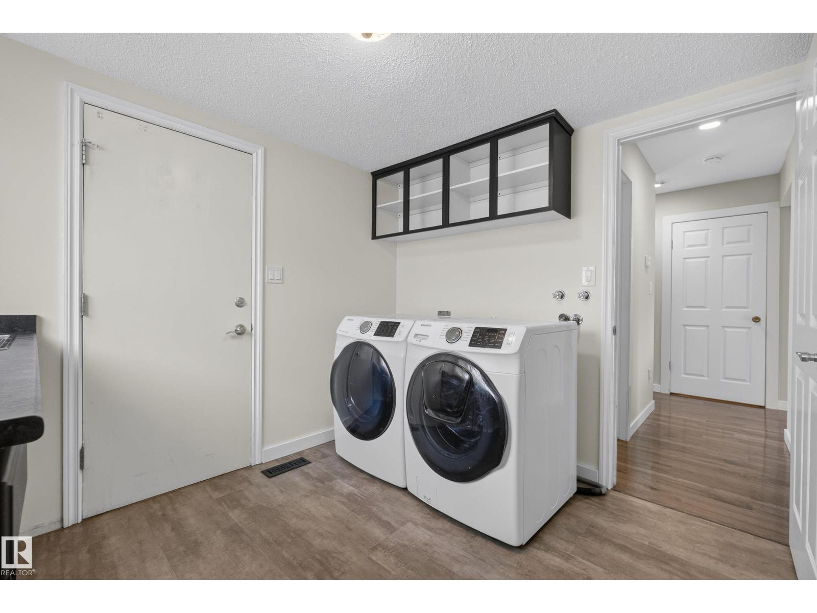 2712 104 ST NW - 27