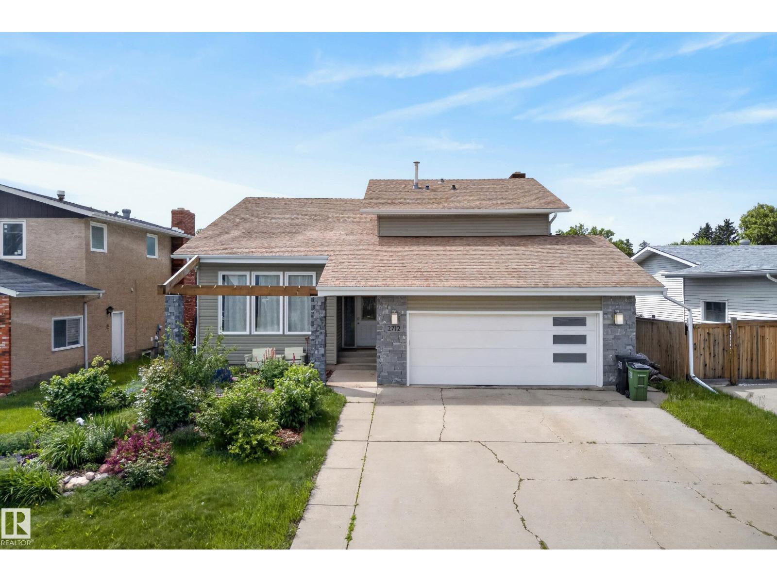 2712 104 ST NW - 3