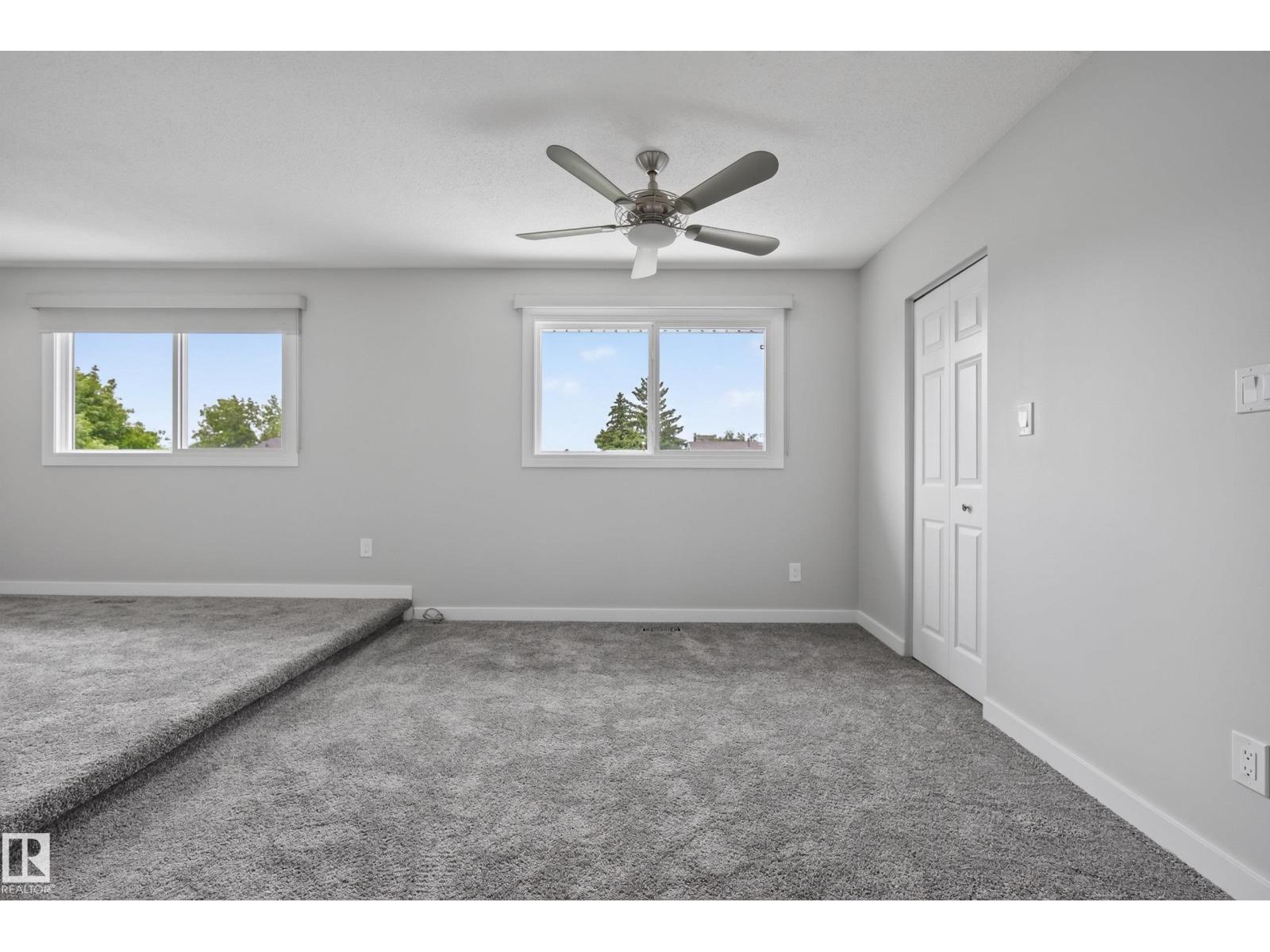 2712 104 ST NW - 32