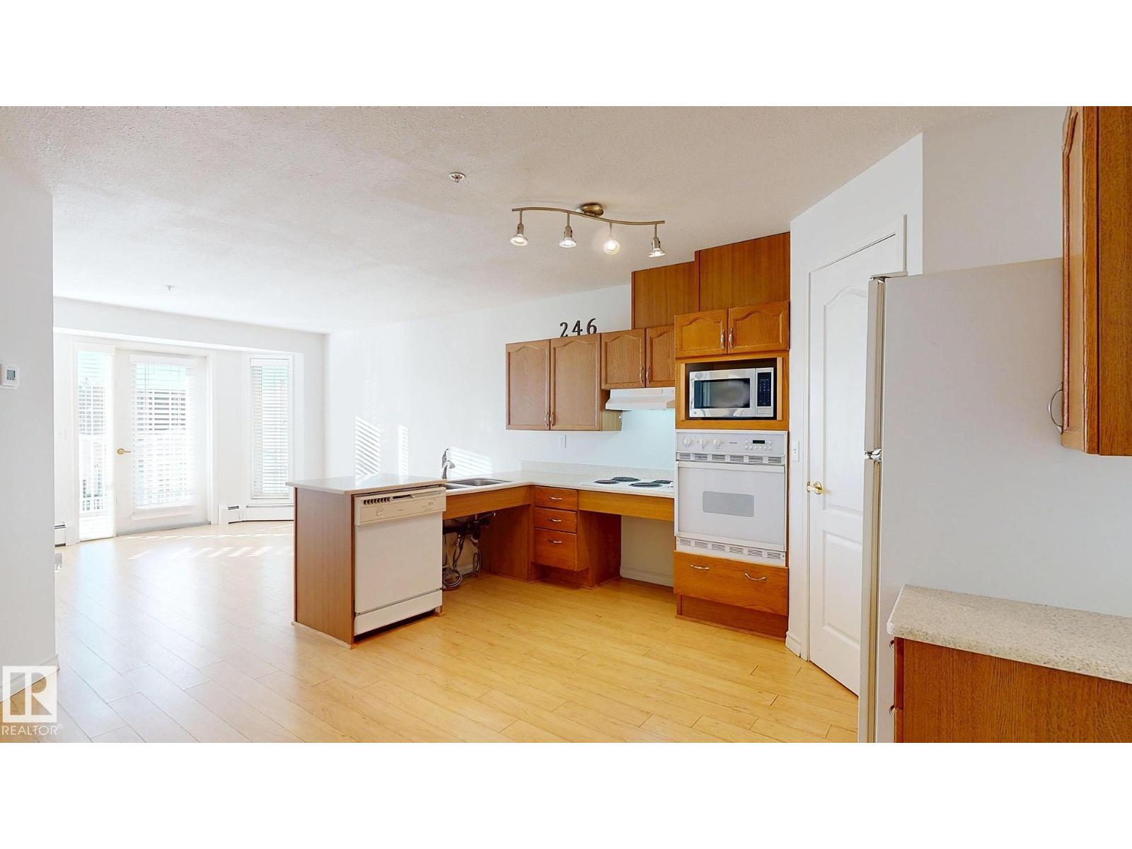 #246 13441 127 ST NW - 13