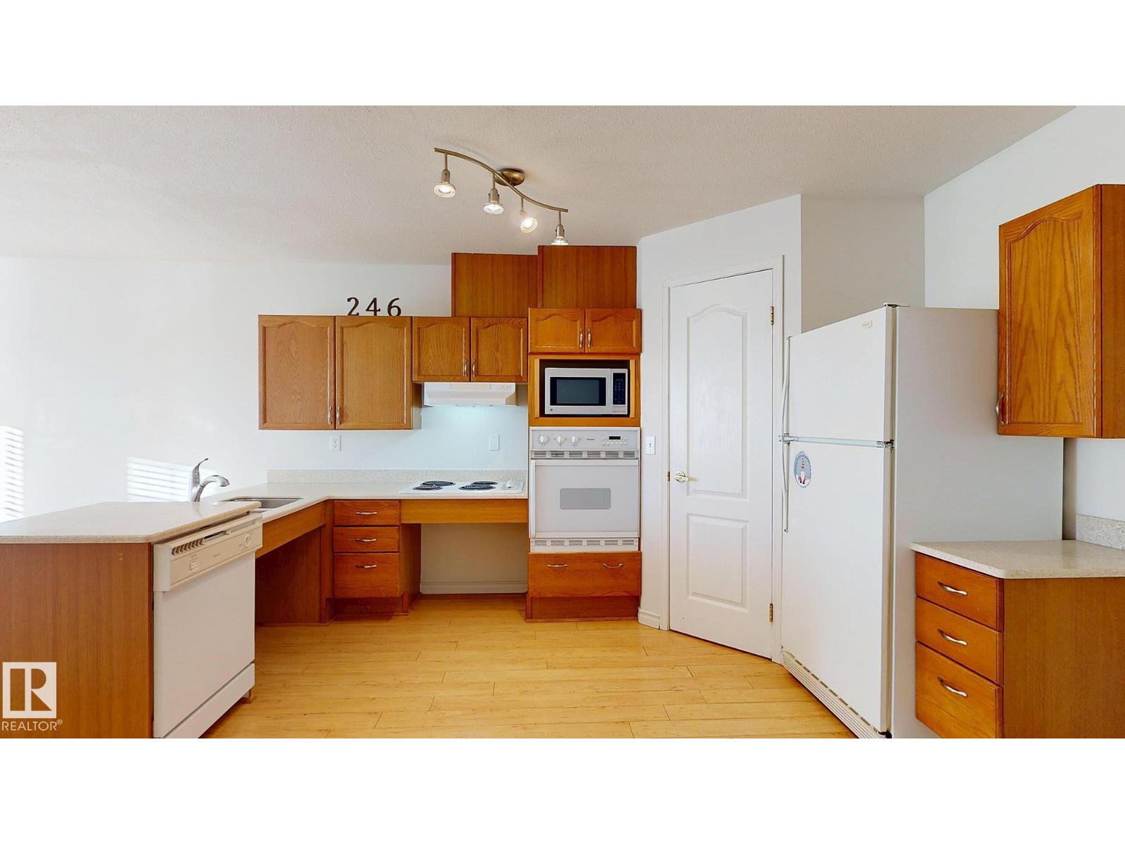 #246 13441 127 ST NW - 14